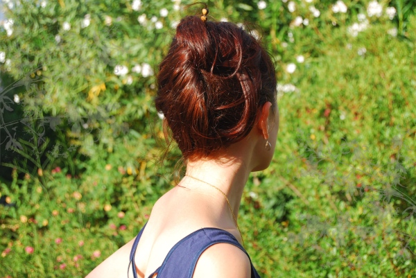 Naturally dyed (brunette) hair with henna (Lawsonia inermis)